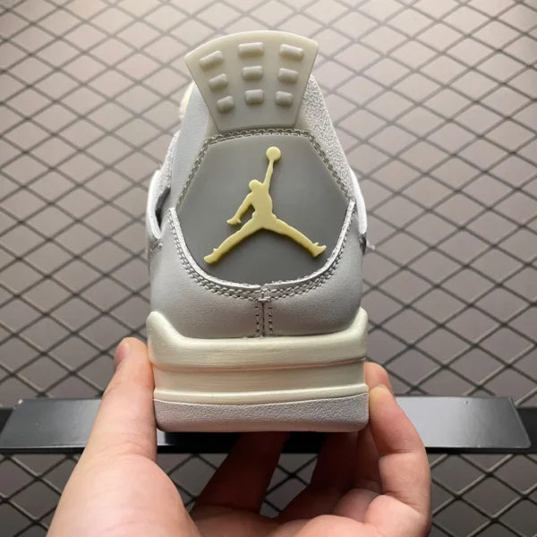 Air Jordan 4 Retro SE Craft 'Photon Dust' - Image 3