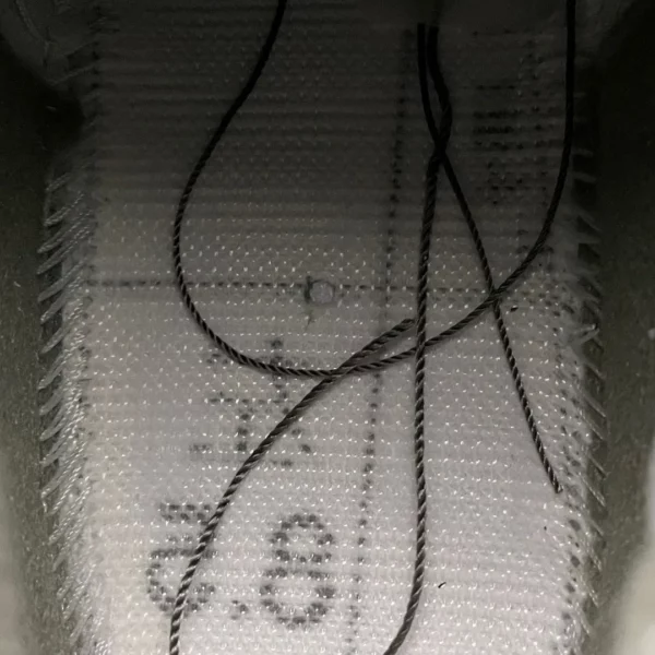 Air Jordan 4 Retro SE Craft 'Photon Dust' - Image 6