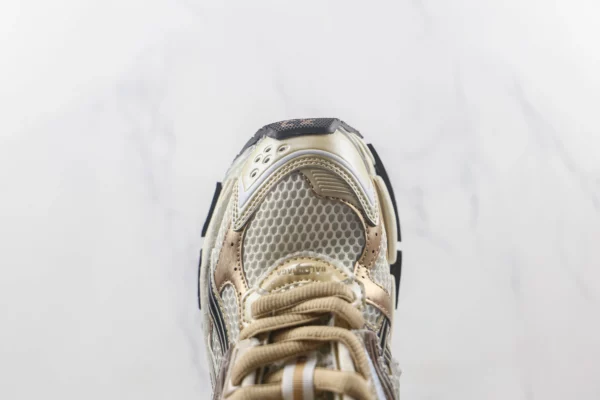 Balenciaga Runner 'Beige Black White' - Image 3