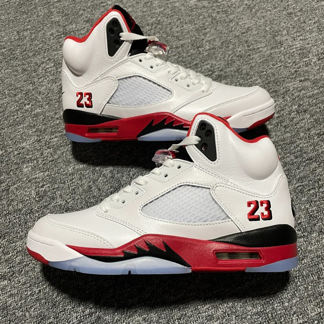 Air Jordan 5 Retro 'Fire Red Black Tongue' 2025 - Image 7